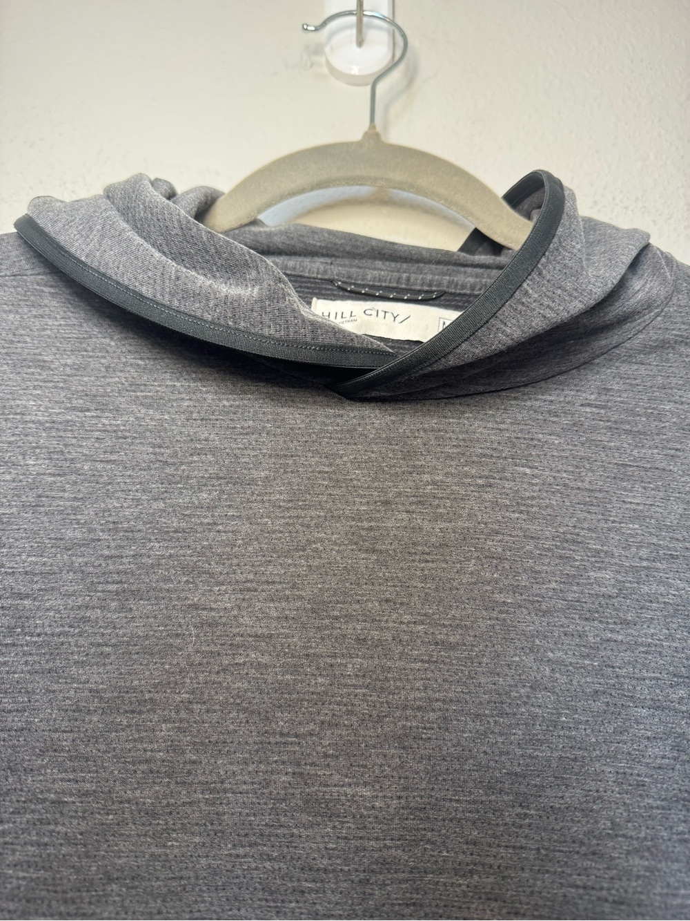 Men’s Hill City performance hoodie - Picture 3 of 6